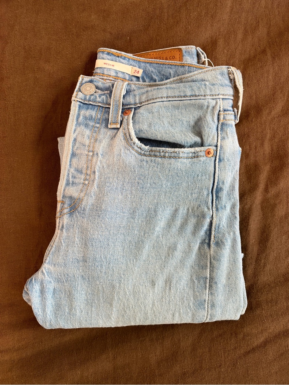 Levi wedgie fit